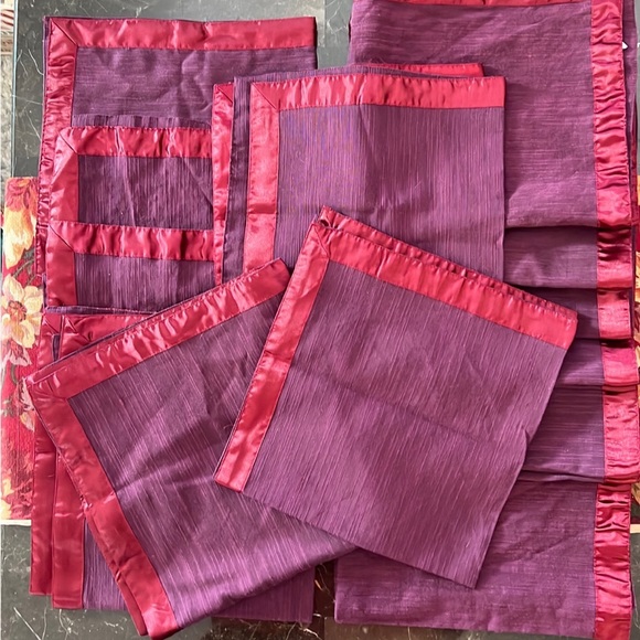 12 cotton purple and wine red dining table placemats - Picture 1 of 15